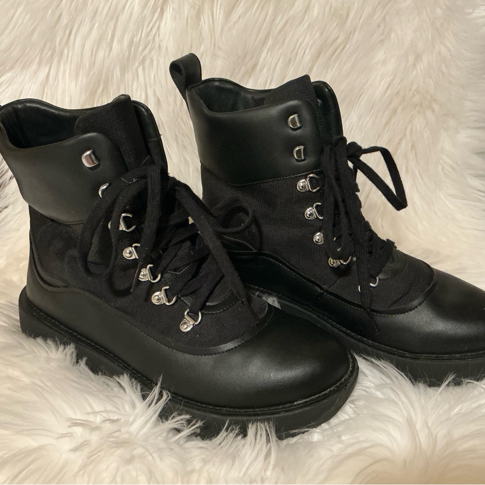 Fitflop Skandie Black Lace-Up Boots water resistant size 9